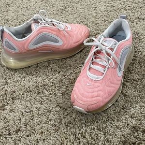 Nike Air Max 720 Running Shoes Style #AR9293-603 Pink/Gray/White Women’s Sz 8